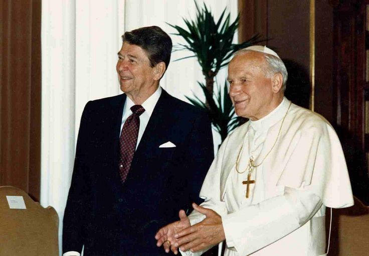 President Ronald Reagan with Pope John Paul II